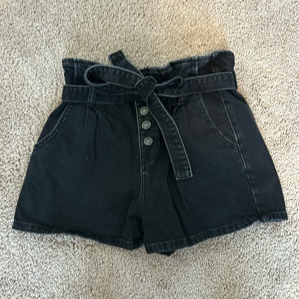 High-Waisted Black Denim Shorts with Tie Belt (American Eagle)